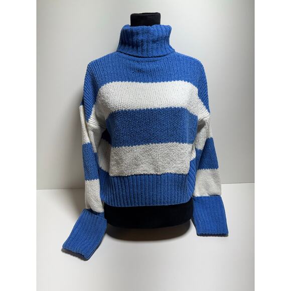 Pink Rose Knit Sweater Women’s Sz M Cropped Blue Crème Stripe Top - Picture 1 of 9